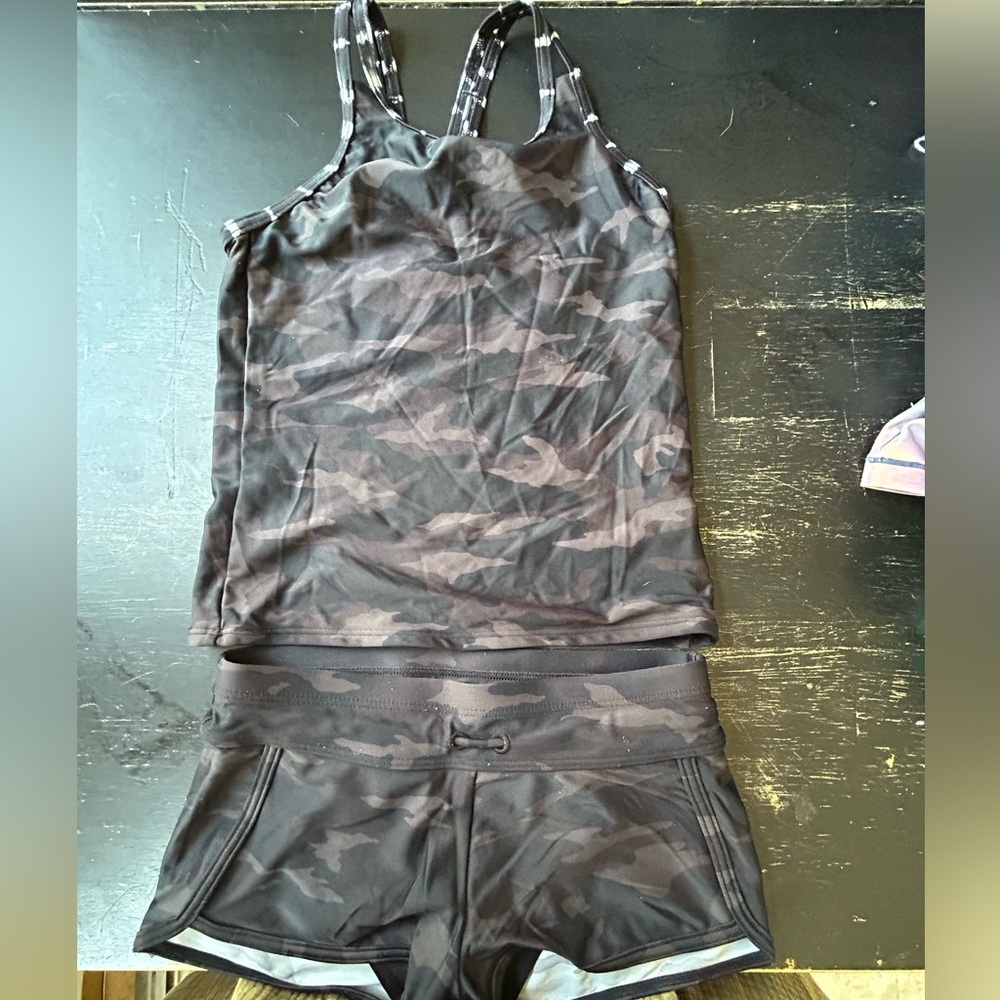 Athleta Girl 2 piece swim suit. Top M (8/10), bottoms S (7)